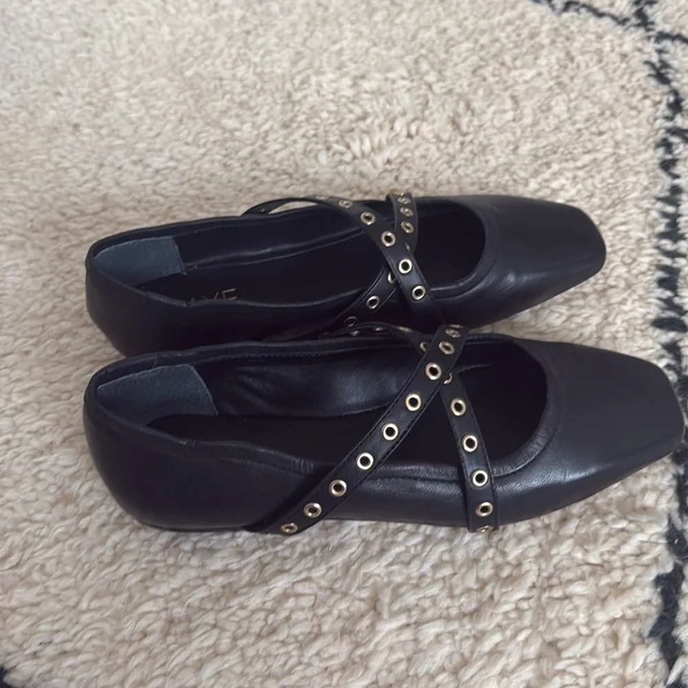 Revolve/ RAYE/ brand new/ ballet flats/ black/ size 6.5 - Picture 2 of 3